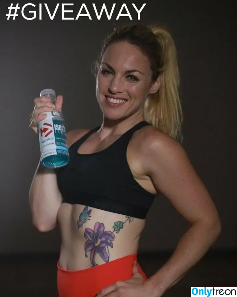 Heather Hardy nude photo #0010 (American Boxer / heathertheheat)