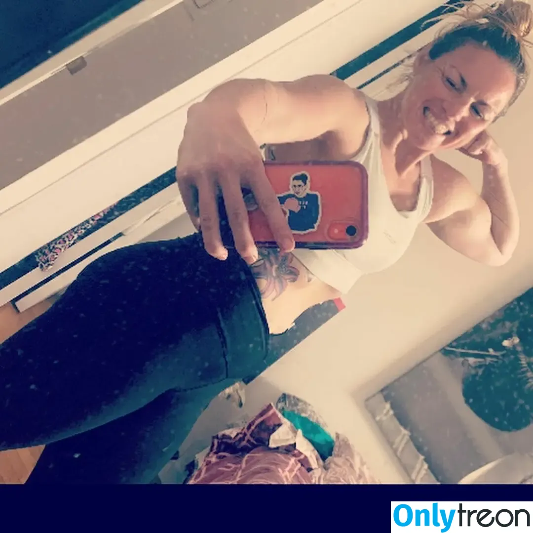 Heather Hardy nude photo #0027 (American Boxer / heathertheheat)