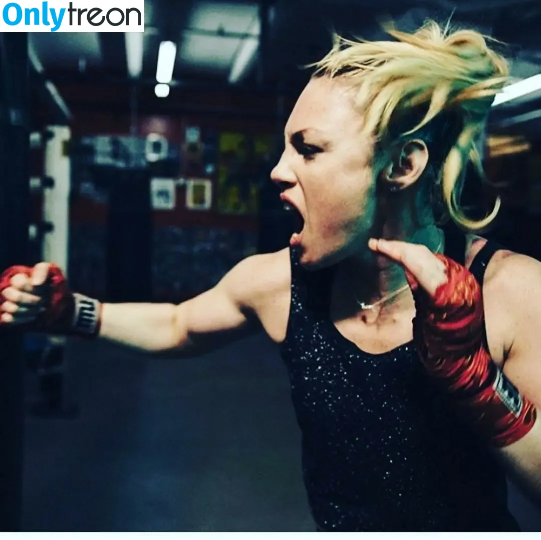 Heather Hardy nude photo #0096 (American Boxer / heathertheheat)