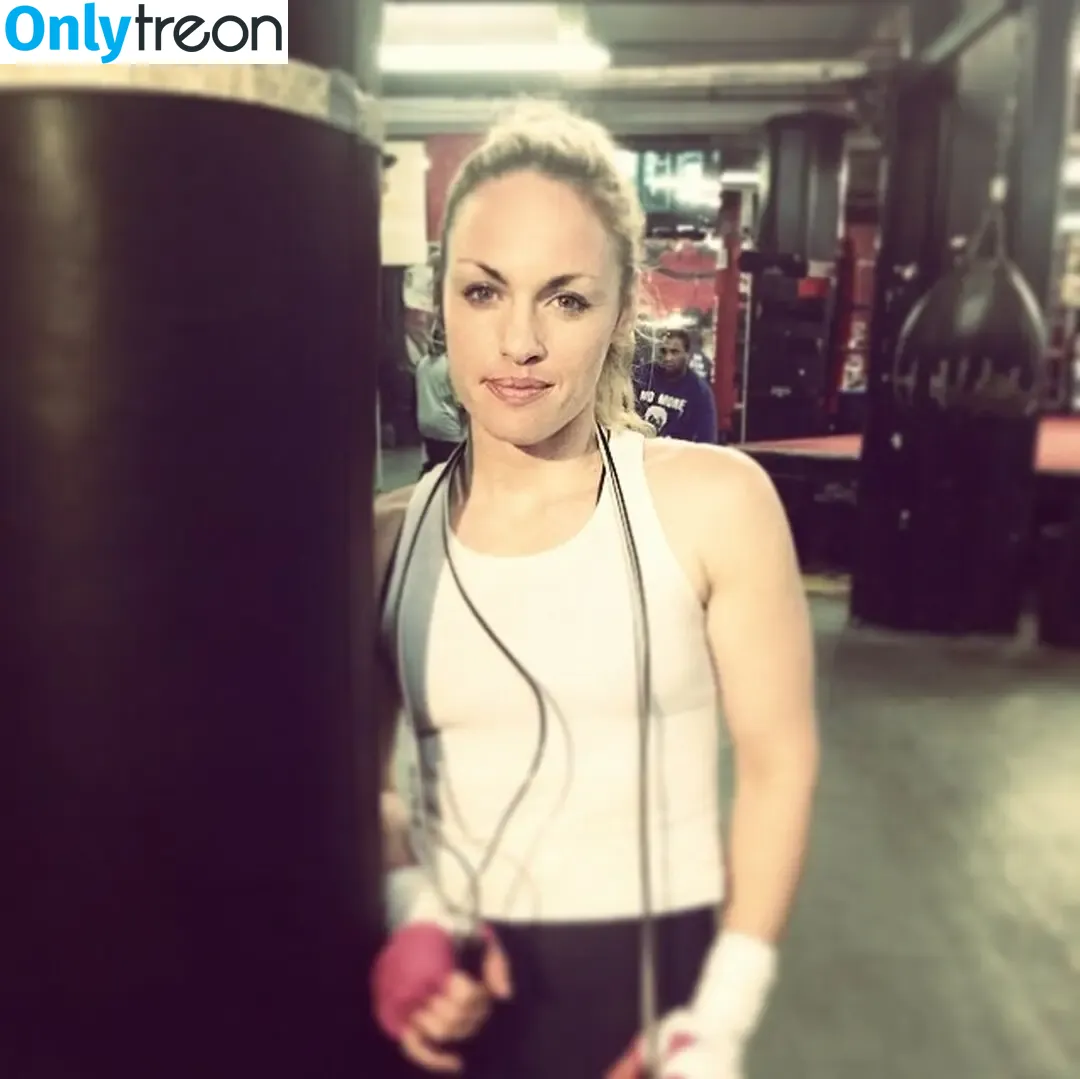 Heather Hardy nude photo #0112 (American Boxer / heathertheheat)