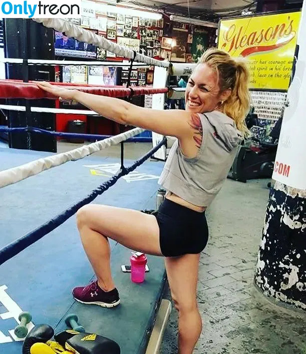 Heather Hardy nude photo #0124 (American Boxer / heathertheheat)
