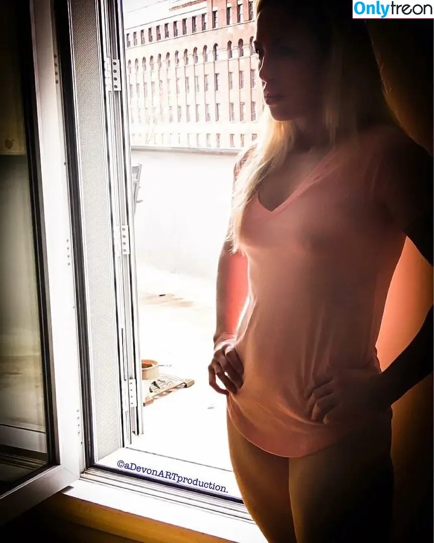Heather Hardy nude photo #0158 (American Boxer / heathertheheat)