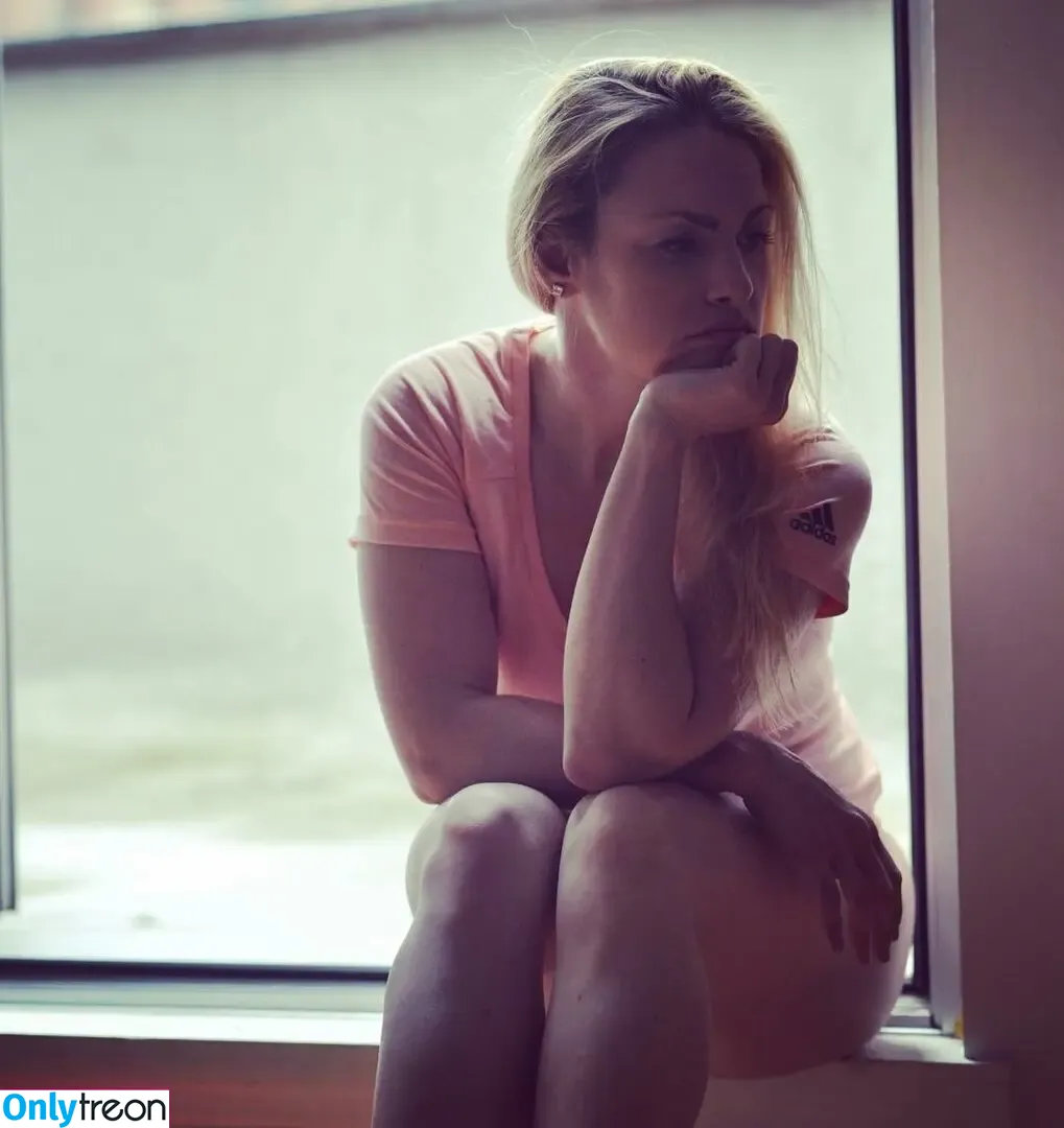 Heather Hardy nude photo #0163 (American Boxer / heathertheheat)