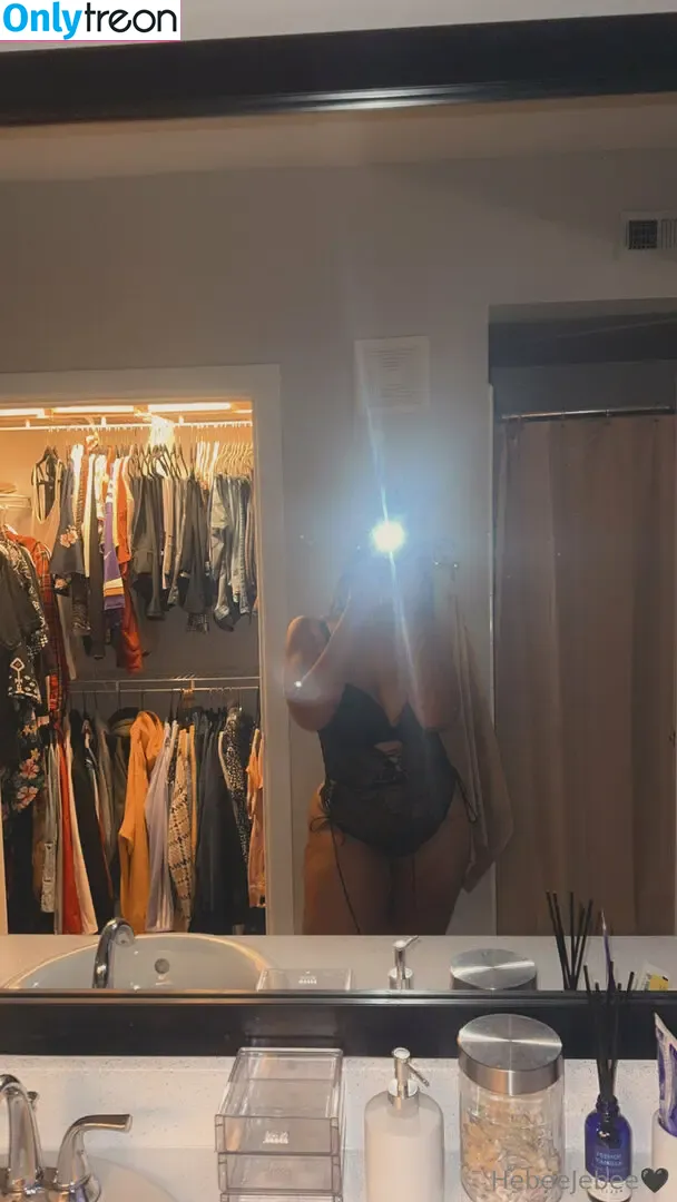 hebeejebee nude photo #0041 (hebeejebee)