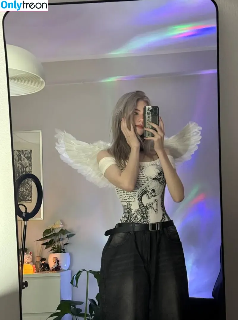 hefxtom nude photo #0175 (hefxtom)
