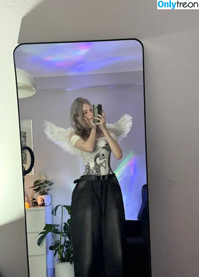 hefxtom nude photo #0176 (hefxtom)