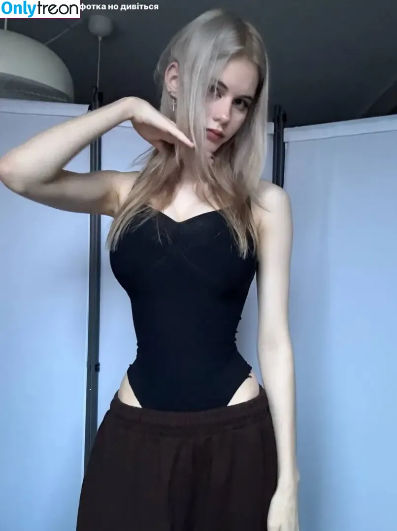 hefxtom nude photo #0186 (hefxtom)