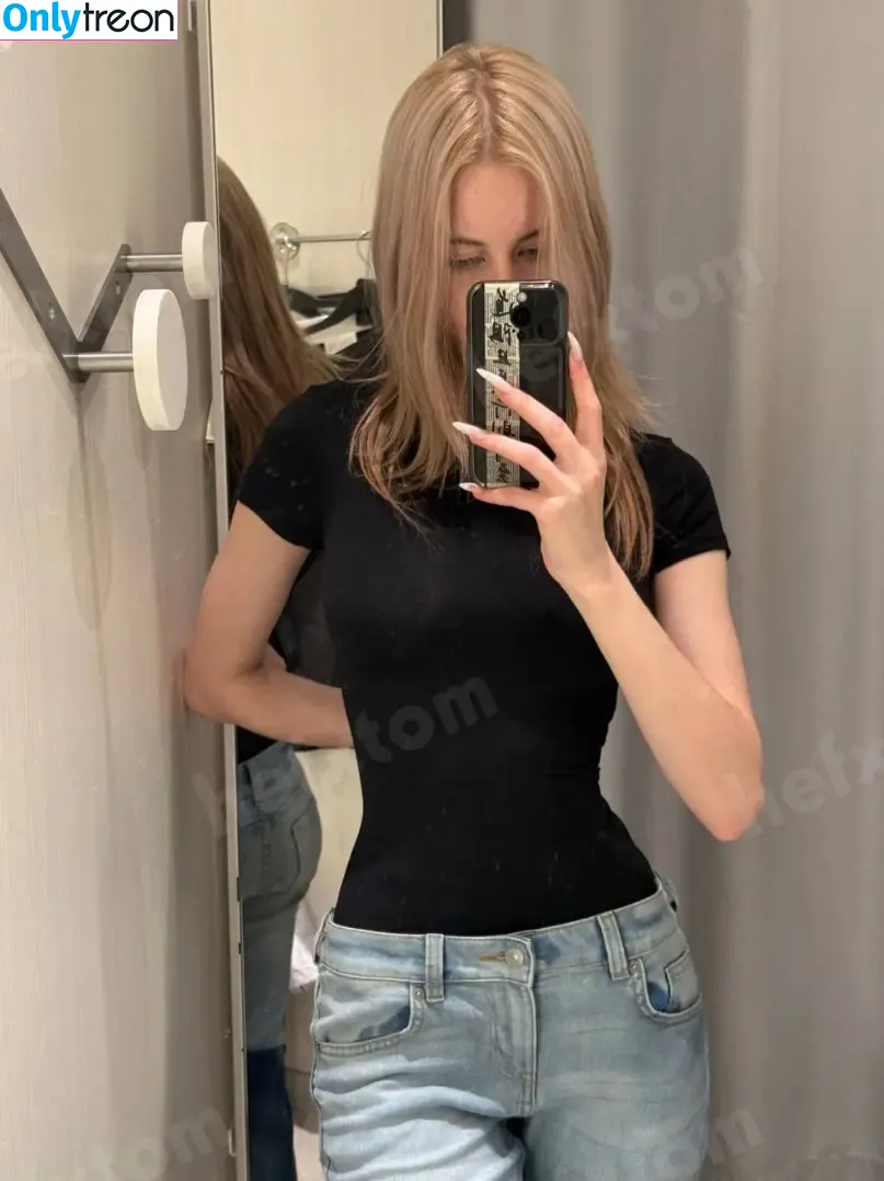 hefxtom nude photo #0189 (hefxtom)
