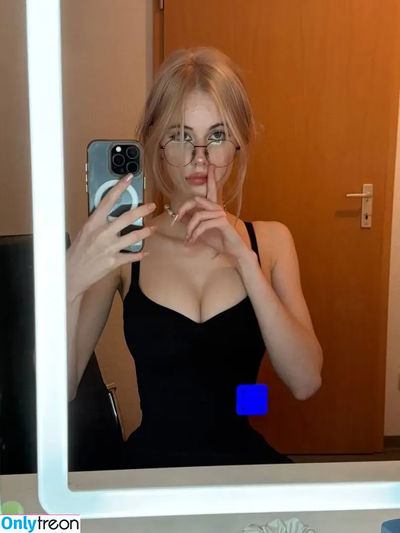hefxtom nude photo #0214 (hefxtom)