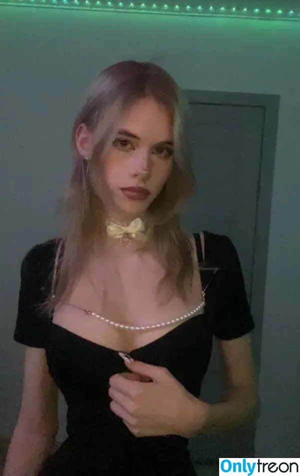 hefxtom nude photo #0226 (hefxtom)