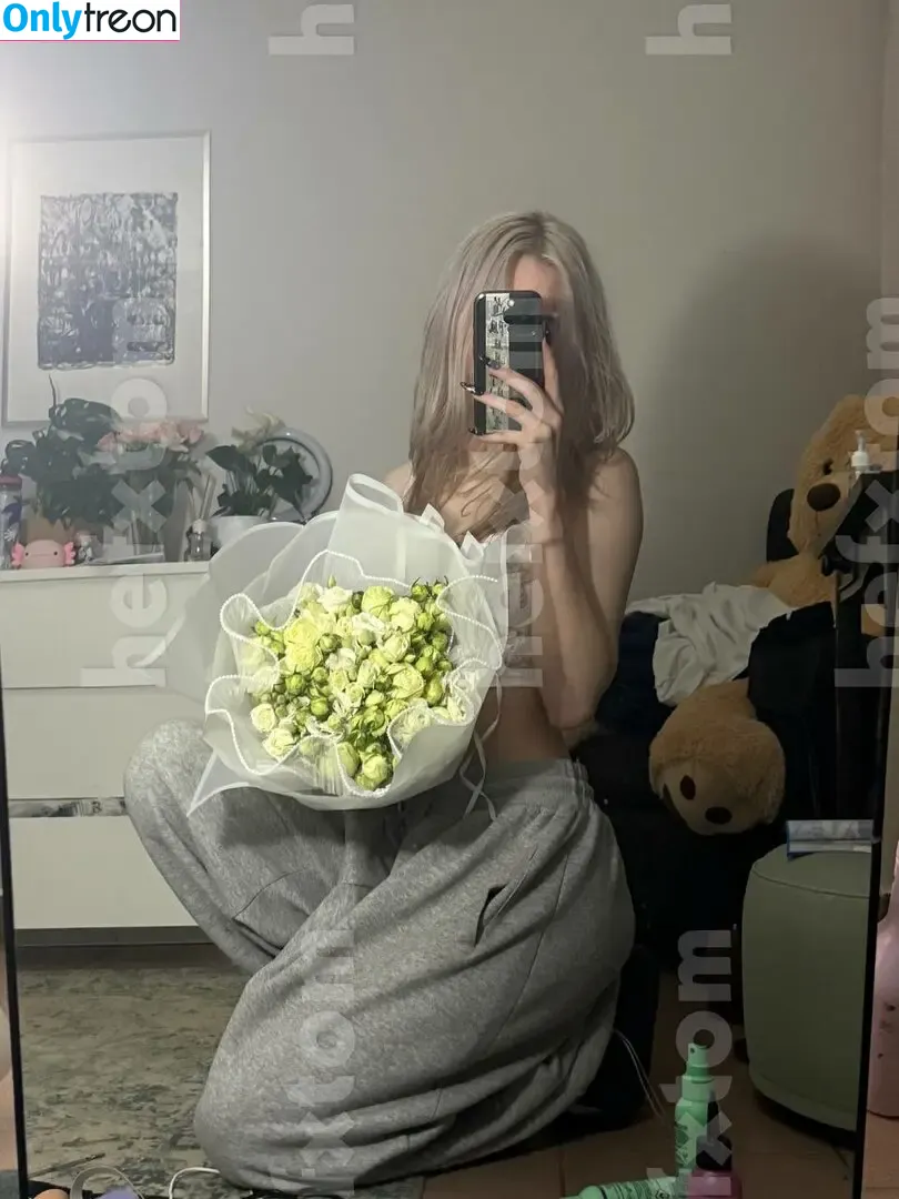hefxtom nude photo #0230 (hefxtom)