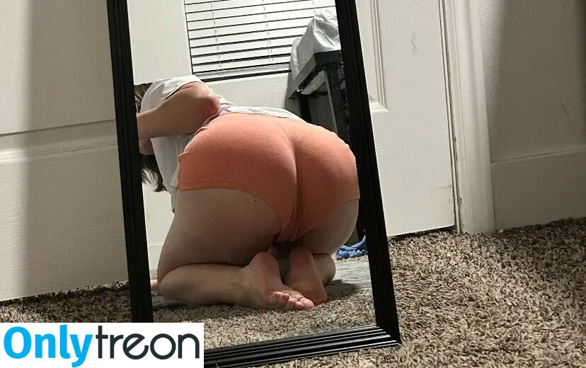 Heidiafterdark nude photo #0017 (Birdmoder)