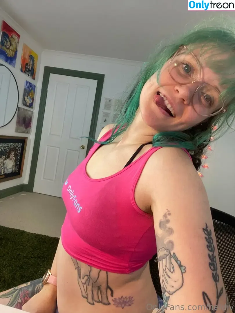 Heidiv nude photo #0596 (heidivnet / vheidiv)