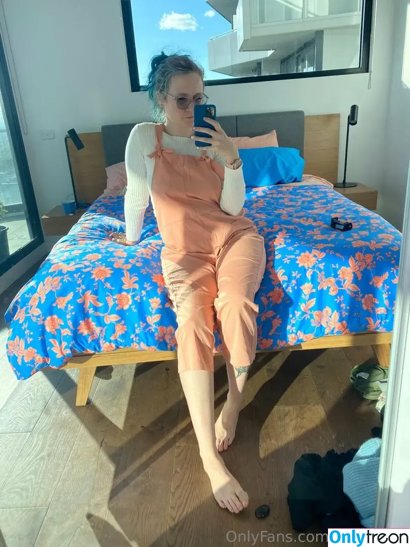 heidivlife nude photo #0160 (heidilife_)