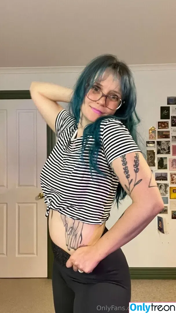 heidivlife nude photo #0185 (heidilife_)