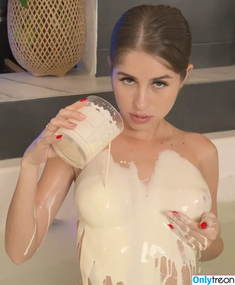 Heidy Pino nude photo #0344 (Blowjob / Heidymodel Fake Handjob / heidy_pino)