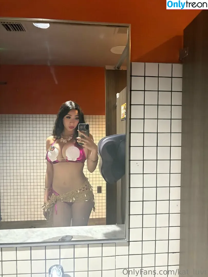 Heily Chavez nude photo #0073 (_hheily_ / kat_luvr)