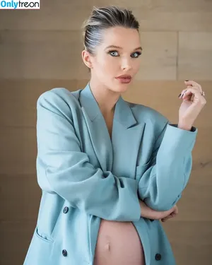 Helen Flanagan / helen_flanagan / hjgflanagan nude photo #0029