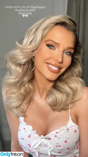 Helen Flanagan / helen_flanagan / hjgflanagan nude photo #0285
