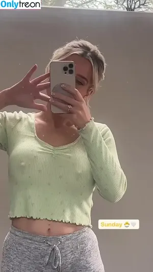 Helen Flanagan / helen_flanagan / hjgflanagan nude photo #0972