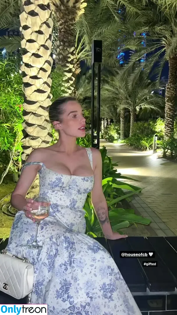Helen Flanagan nude photo #0274 (helen_flanagan / hjgflanagan)