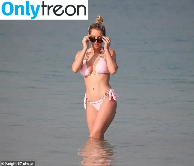 Helen Flanagan nude photo #0295 (helen_flanagan / hjgflanagan)