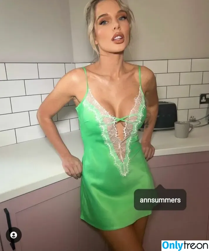 Helen Flanagan nude photo #0402 (helen_flanagan / hjgflanagan)