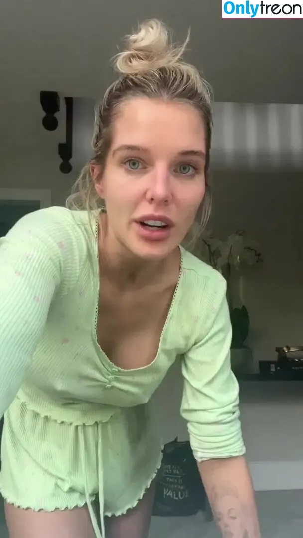 Helen Flanagan nude photo #0483 (helen_flanagan / hjgflanagan)