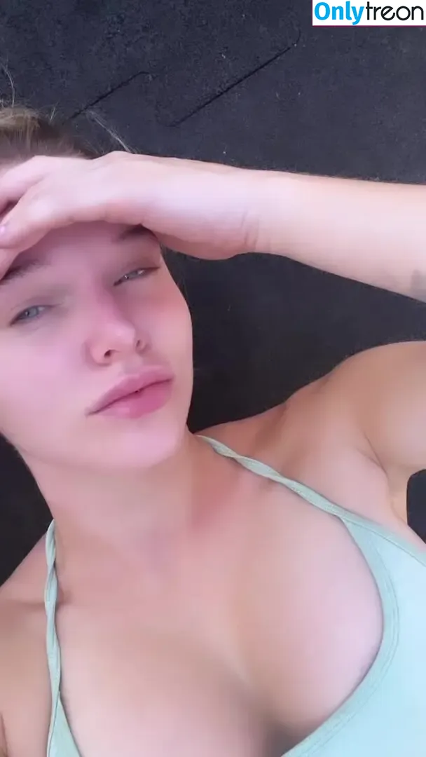 Helen Flanagan nude photo #0636 (helen_flanagan / hjgflanagan)