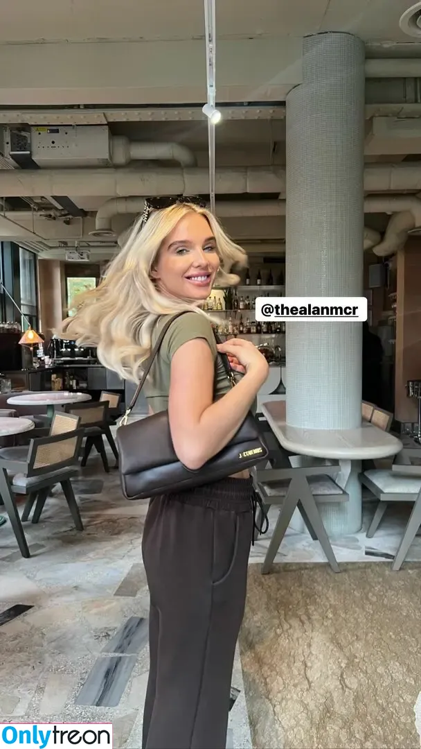 Helen Flanagan nude photo #0661 (helen_flanagan / hjgflanagan)
