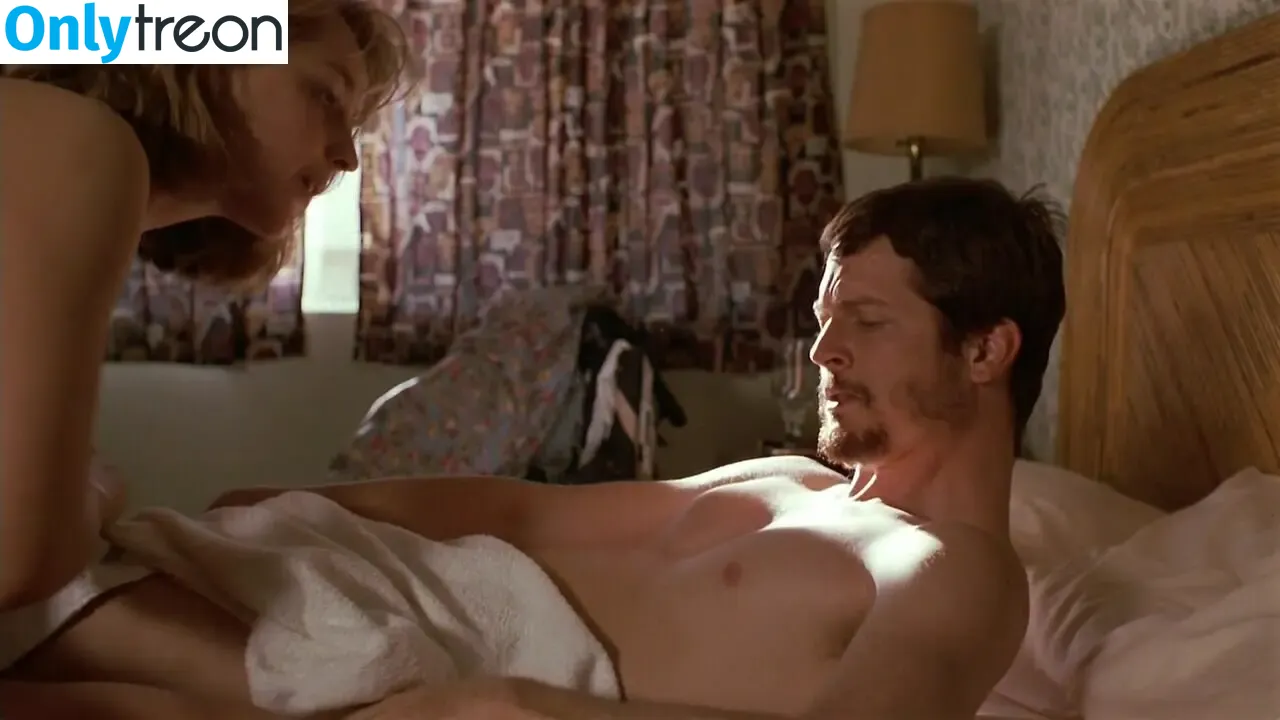 Helen Hunt nude photo #0125 (helenhunt)