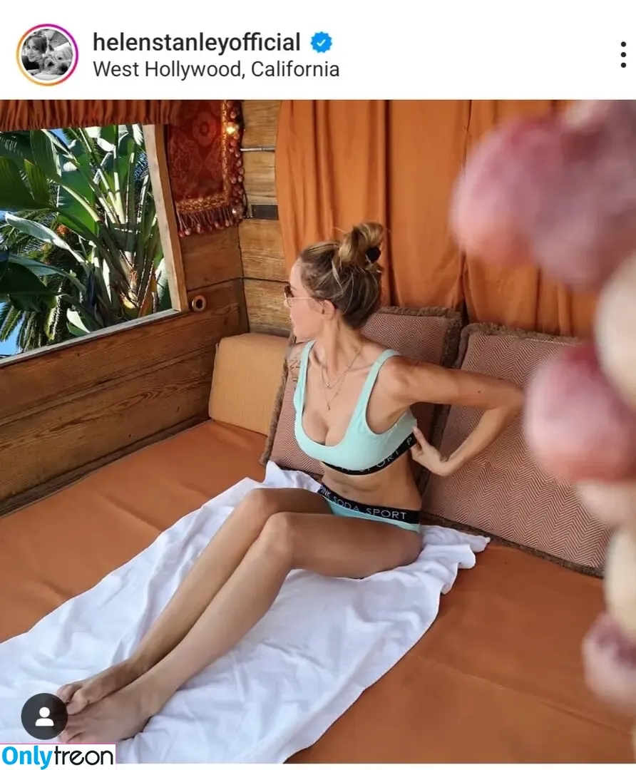 Helen Stanley nude photo #0001 (helenstanleyofficial)