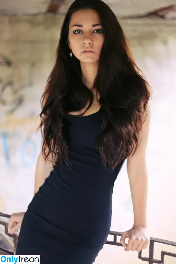 Helga Lovekaty nude photo #1375 (helga_model / helgavalkyrie)