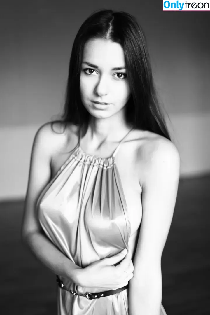 Helga Lovekaty nude photo #1377 (helga_model / helgavalkyrie)