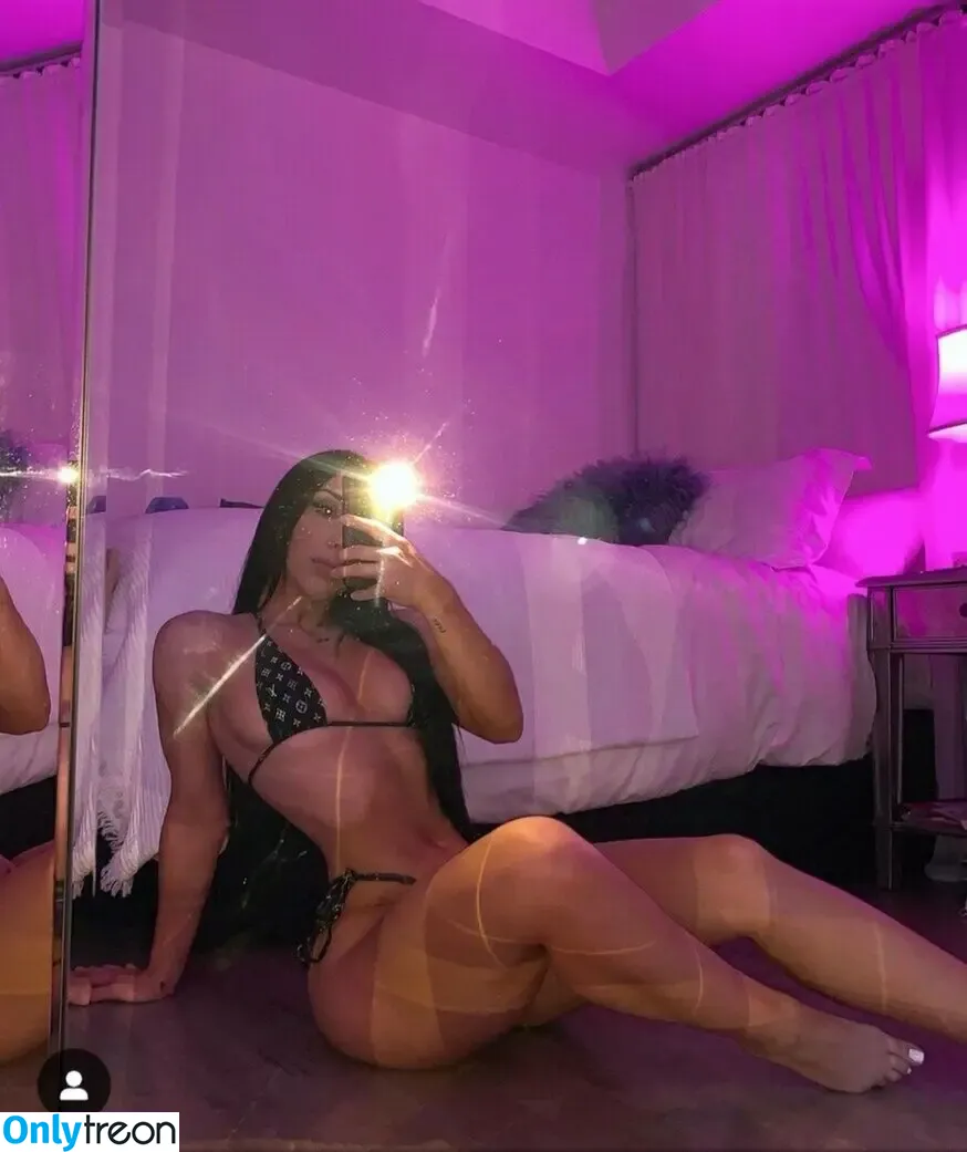 Helin Su Kenzi nude photo #0006 (helinkenzi)