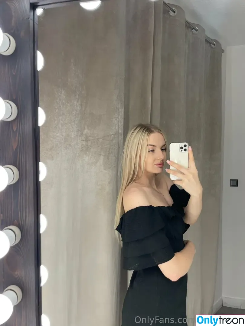hell_lenaa nude photo #0010 (hell_lena)