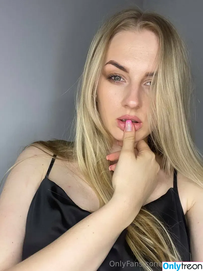 hell_lenaa nude photo #0014 (hell_lena)