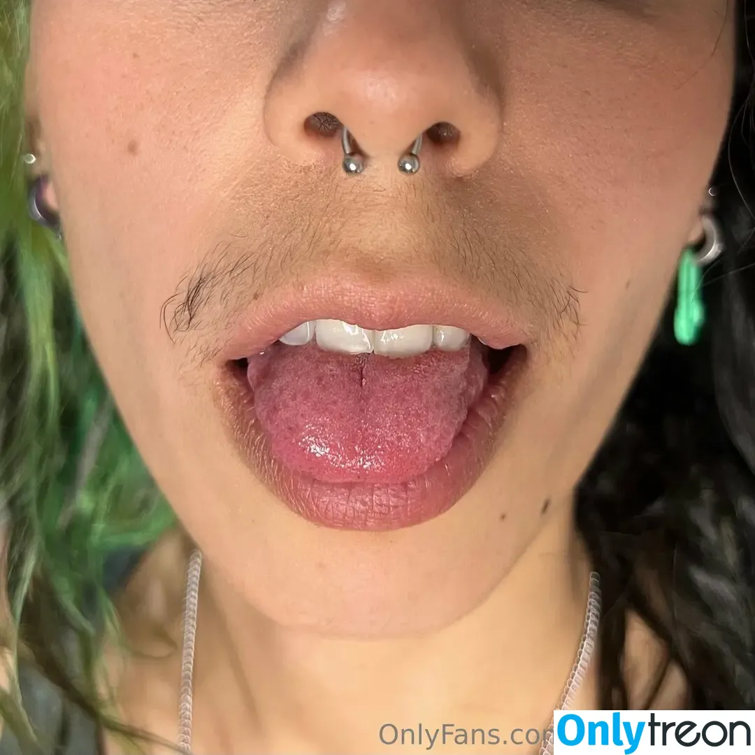 Hellenastone nude photo #0024 (Hellena / hellenastoned)