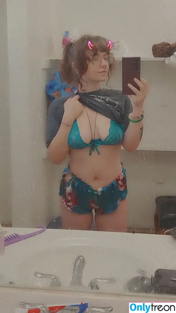 hellomeggo nude photo #0098 (hellomeggo)