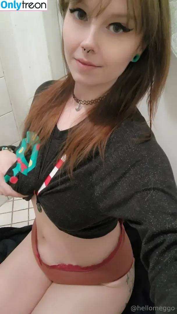 hellomeggo nude photo #0108 (hellomeggo)