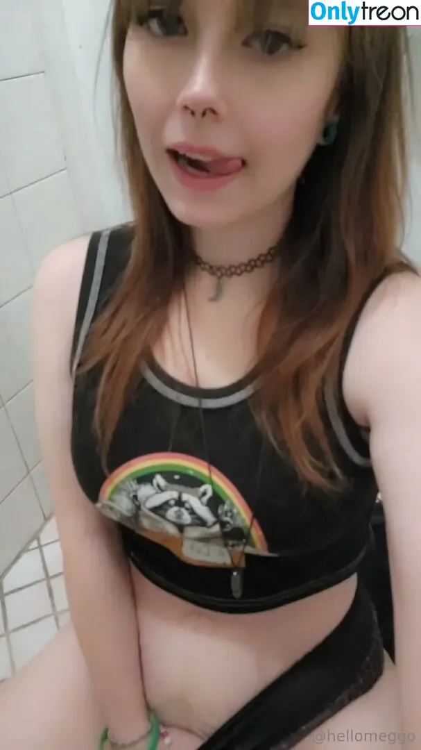 hellomeggo nude photo #0115 (hellomeggo)