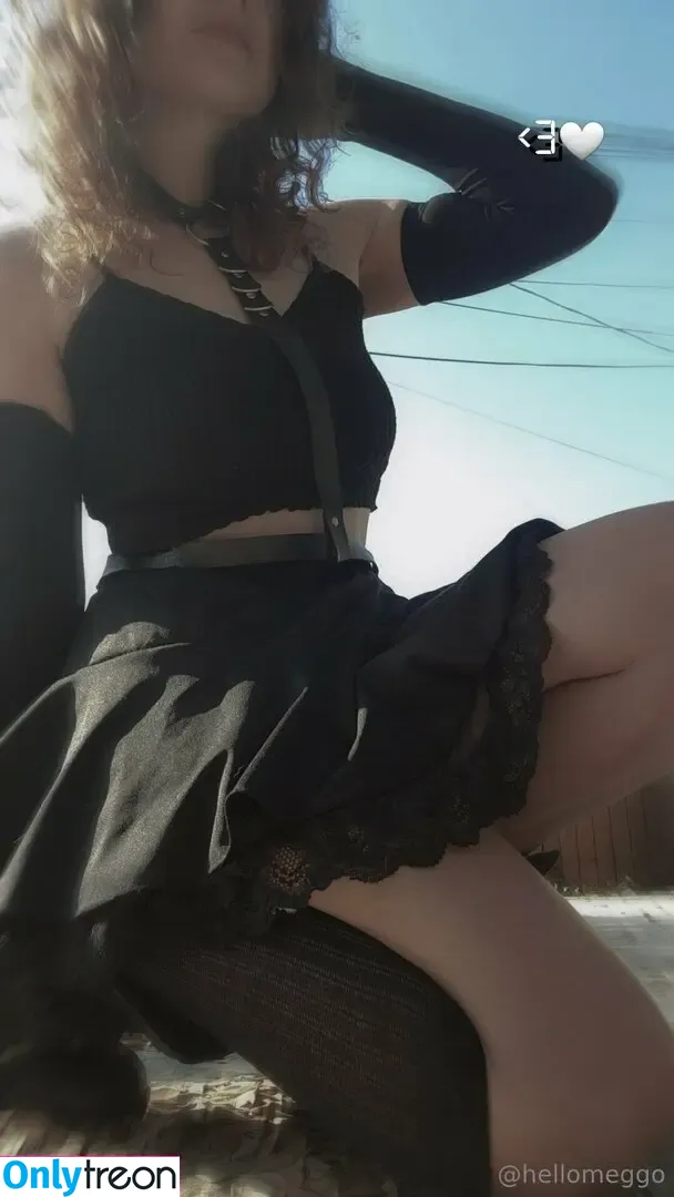 hellomeggo nude photo #0123 (hellomeggo)