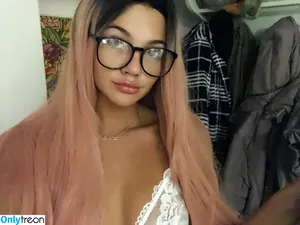 hempresskc / Kaya corbridge / kayacorbridge / kelizabethc nude photo #0618