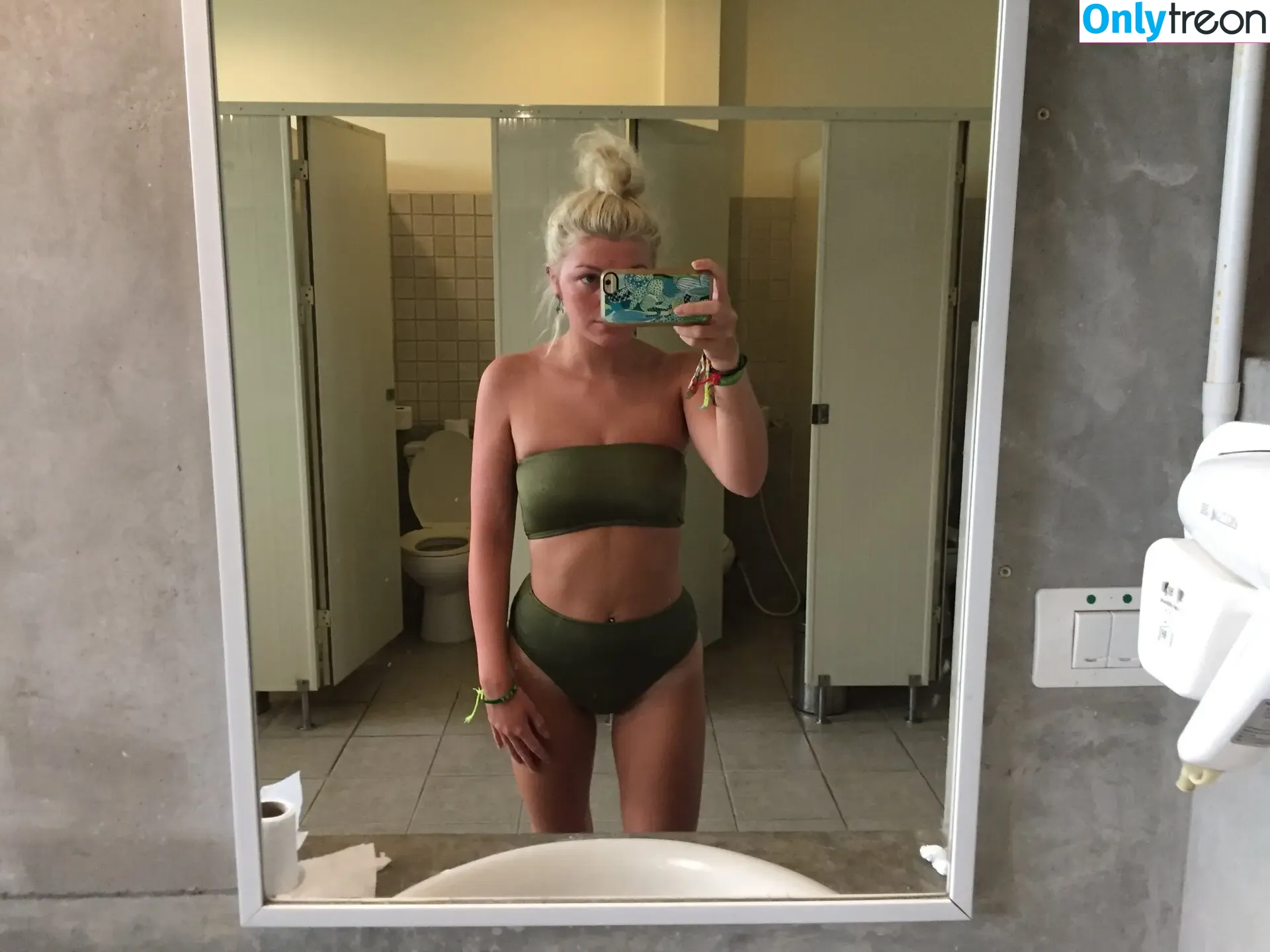 hempresskc nude photo #0398 (Kaya corbridge / kayacorbridge / kelizabethc)