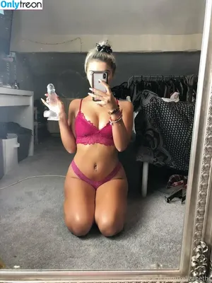 hempresskc / Kaya corbridge / kayacorbridge / kelizabethc nude photo #1230