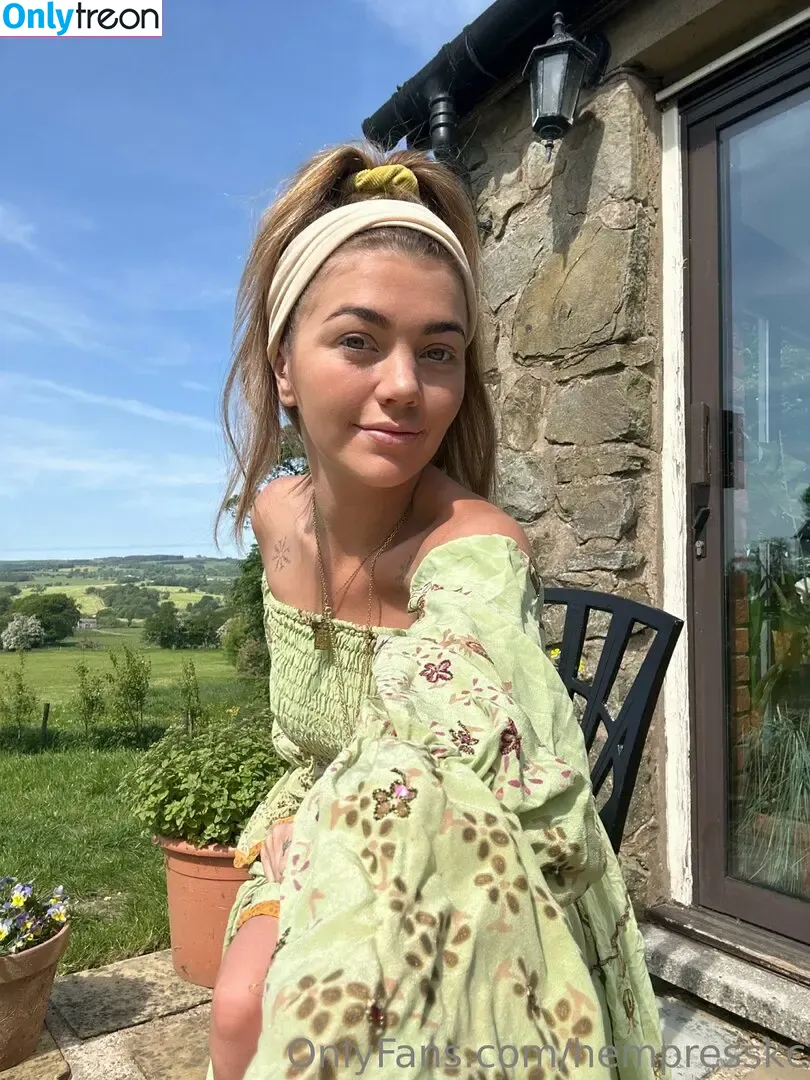 hempresskc nude photo #1845 (Kaya corbridge / kayacorbridge / kelizabethc)