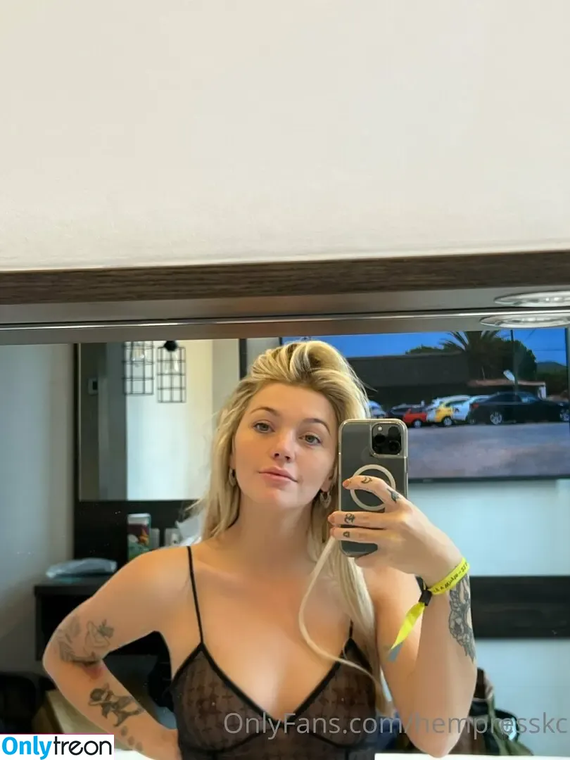 hempresskc nude photo #1953 (Kaya corbridge / kayacorbridge / kelizabethc)