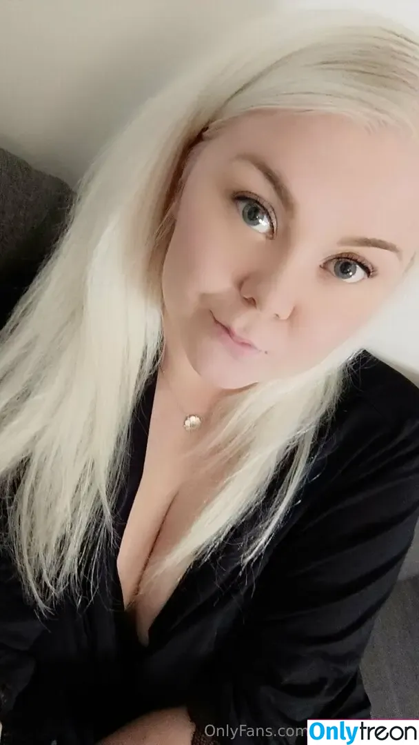 henksumfree nude photo #0017 (hannahfromtheblock)