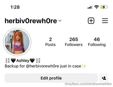 herbivorewh0re / theashleyr0se nude photo #0010
