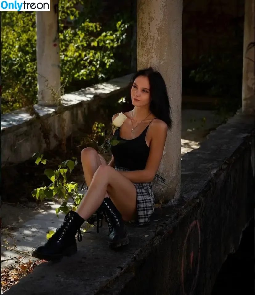 Herminoyou nude photo #0008 (herminoyouuu)